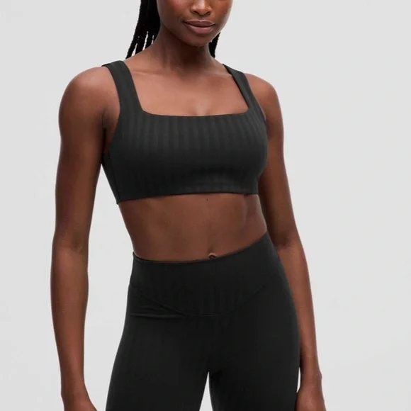 Lululemon Wunder Under Bra - Picture 1 of 6